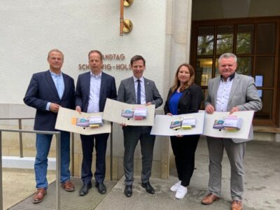 CDU übergibt Unterschriften