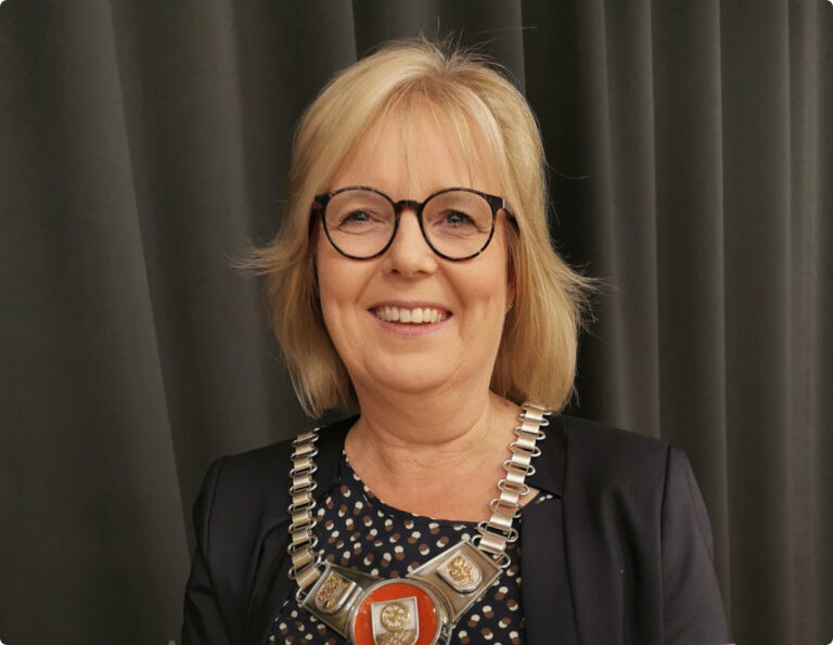 Gabriele Hettwer zur Bürgermeisterin ernannt